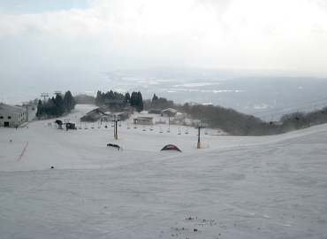 ���َR�X�L�[��