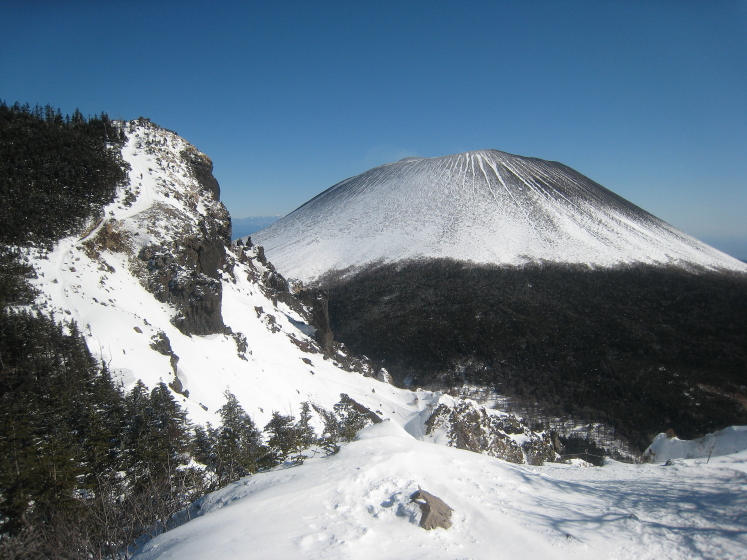 ��ԎR�@�g�[�~�̓�