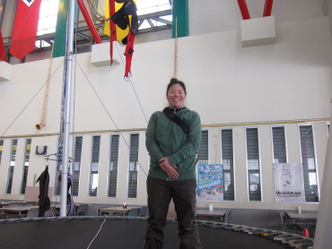 スカイトランポリン