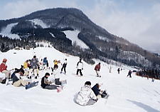 �m��������