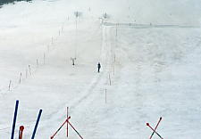 �����A���v�X����~