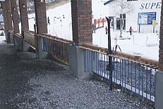 �s���^�X����