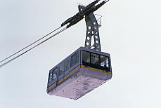 �s���^�X����